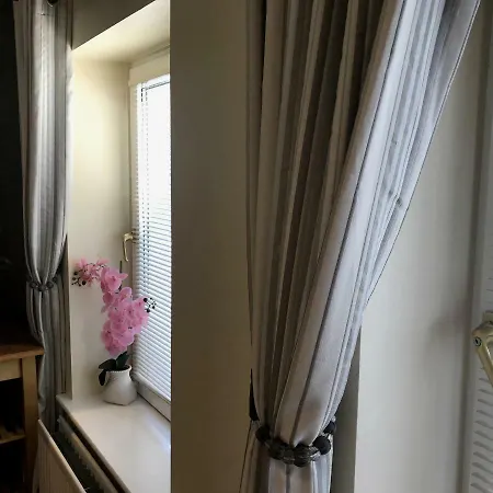 Violet Apartment *