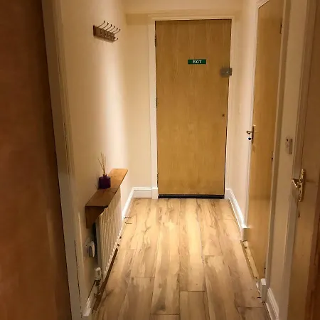 Violet Apartment *